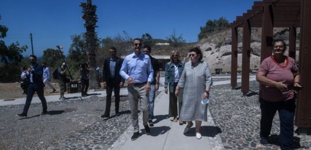 "Ετοιμη η Ελλάδα να καλωσορίσει τους τουρίστες το καλοκαίρι"