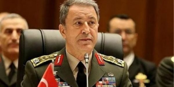 Η Ελλάδα ντυμένη με προβιά αρνιού προσπαθεί να παίξει το θύμα