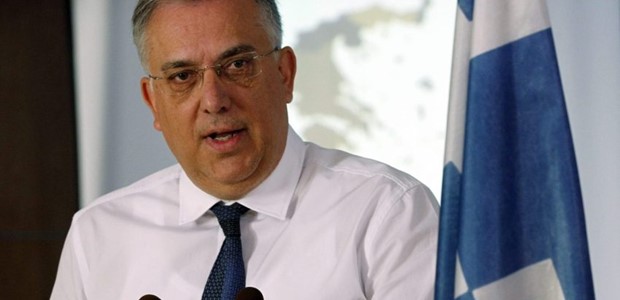 Τάκης Θεοδωρικάκος: Αγωγή στον απόστρατο αστυνομικό 