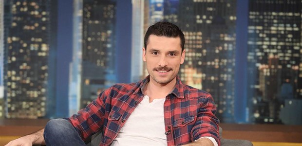 Συνελήφθη ο γνωστός ηθοποιός Σπύρος Χατζηαγγελάκης