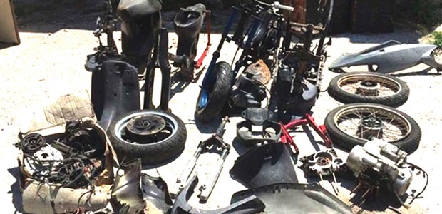 Έκλεβαν δίκυκλα και τα έκαναν ανταλλακτικά 