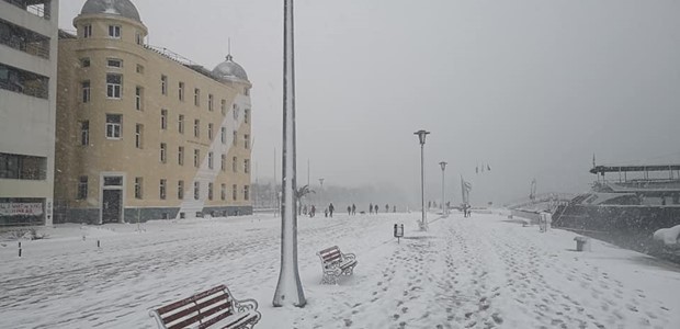 Μεγάλο πλήγμα στους τζίρους των εμπόρων λόγω κακοκαιρίας