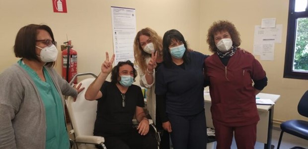 Στην Αργαλαστή εμβολιάστηκε o ηθοποιός Β.Χαραλαμπόπουλος