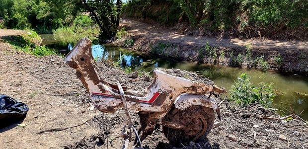 3 τόνους σκουπιδιών έκρυβε στα νερά του ο Αγιαμονιώτης! 