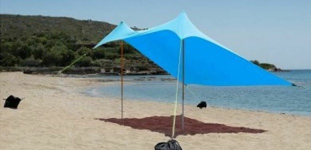 Τέλος οι "μόνιμες" ομπρέλες στις παραλίες και από τον Δ.Αγιάς 