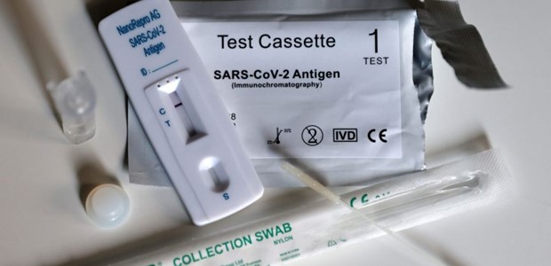 Self – test στα σχολεία: Από Τετάρτη η διάθεση στα φαρμακεία