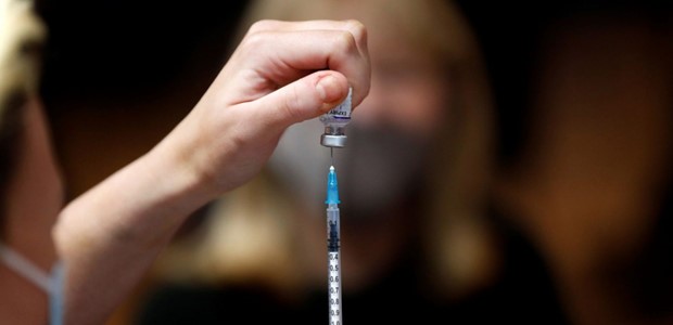 "Να επεκταθεί η υποχρεωτικότητα του εμβολιασμού"