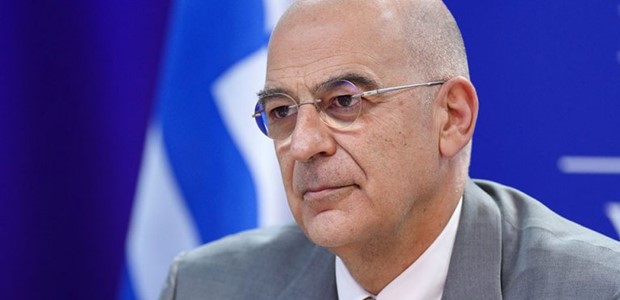 Επιστρέφει στην Αθήνα ο Ν.Δένδιας μετά από λιποθυμία 
