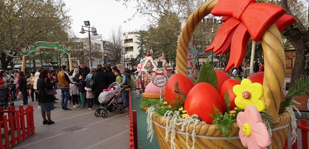 Μέχρι την Μ.Τετάρτη το Πασχαλινό χωριό στην Κεντρική πλατεία