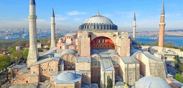 Η Αγία Σοφία γίνεται τζαμί