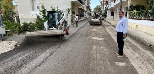 Ασφαλτοστρώσεις δρόμων στην πόλη των Φαρσάλων 