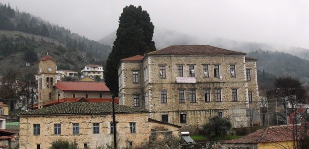 Κλείνει το ιστορικό σχολείο Τσαριτσάνης