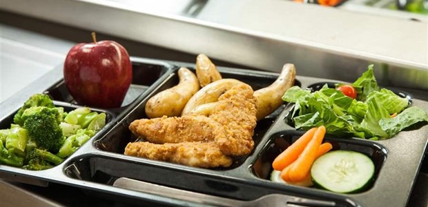 Σχολικά γεύματα σε 28 δημοτικά σχολεία