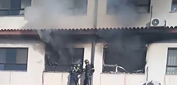Ένας νεκρός από τη φωτιά στο νοσοκομείο "Παπανικολάου"