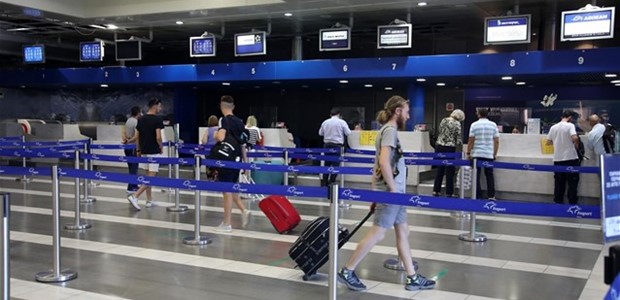 Μείωση 93% της επιβατικής κίνησης στα ελληνικά αεροδρόμια 