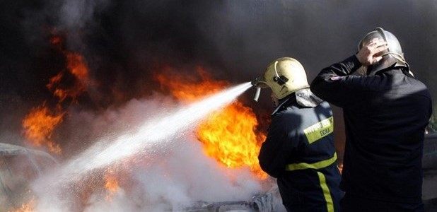 Κάηκε ολοσχερώς αυτοκίνητο στα διόδια Μοσχοχωρίου