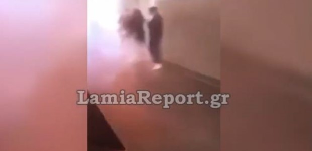 Έριξαν καπνογόνα εν ώρα μαθήματος - Λιποθύμησε μαθήτρια