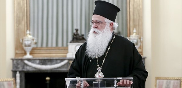 Δημητριάδος: “Κανείς δεν καταδιώκει την πίστη μας “
