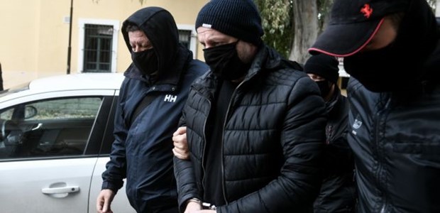 Δημήτρης Λιγνάδης: "Καταπέλτης" το ένταλμα σύλληψης 