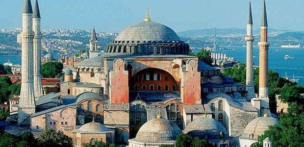 Ακόμη ένα πλήγμα δέχθηκε η Αγία Σοφία