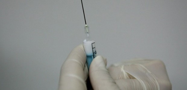 «Παγκόσμια κούρσα» για το εμβόλιο