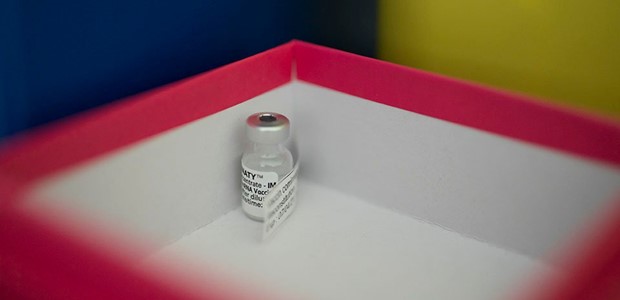 Κορωνοϊός: Εμβολιασμοί με ταχείς ρυθμούς