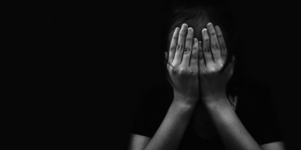 Η πανδημία επιδείνωσε τις συνθήκες ζωής των γυναικών 