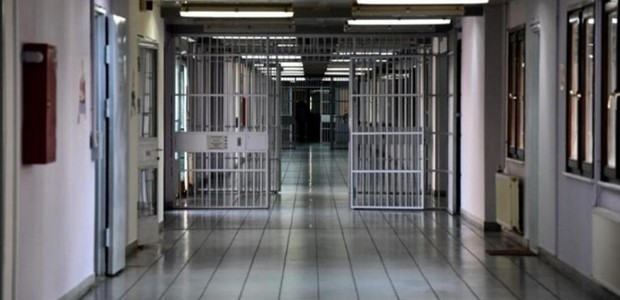 Τέλος το «πάρτι» στις φυλακές