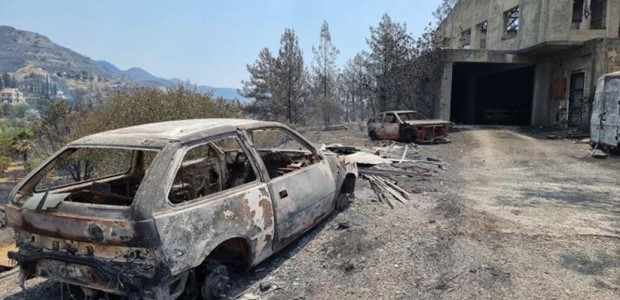 "Αξιοθαύμαστη η βοήθεια του κόσμου προς τους πυρόπληκτους"