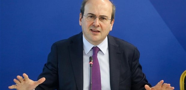 Χατζηδάκης: Μόνο ένας τρελός θα έπαιρνε τη ΔΕΗ