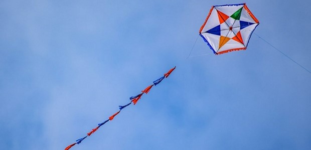 Καιρός: Τσικνοπέμπτη με βροχές και Καθαρά Δευτέρα με ήλιο