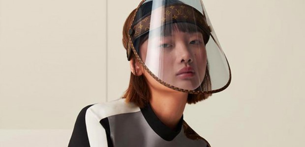 Η Louis Vuitton λανσάρει μοδάτη προσωπίδα για τον κορωνοϊό 