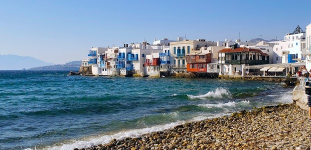 Συνελήφθη γνωστός επιχειρηματίας για το πάρτι με ναρκωτικά 