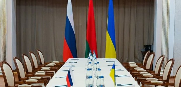 Στις 4:00 τελικά ο δεύτερος γύρος διαπραγματεύσεων