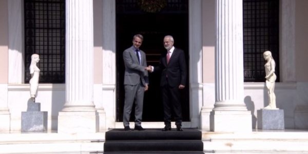 Ανέλαβε Υπηρεσιακός πρωθυπουργός ο Ιωάννης Σαρμάς