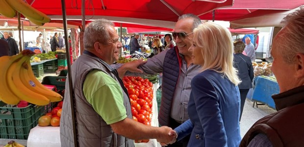"Στήριγμα στις τοπικές κοινωνίες οι λαϊκές αγορές"