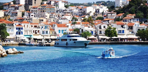 Στο μετρό του Λονδίνου φιγουράρει η Σκιάθος