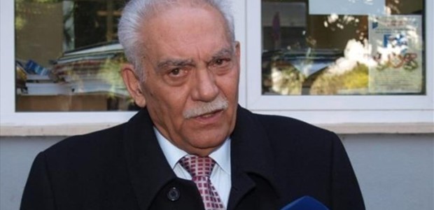 Πέθανε ο πρώην υπουργός Μανώλης Σκουλάκης