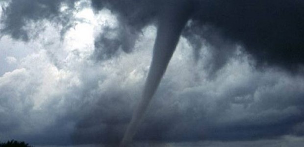 Τραυματισμός τεσσάρων ατόμων από ανεμοστρόβιλο