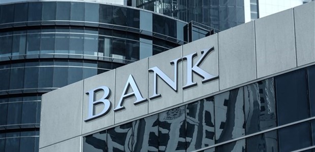 Νέα έφοδος στις τράπεζες