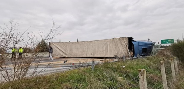 Νταλίκα ντελαπάρισε στην Ε.Ο. Αθηνών-Θεσσαλονίκης 