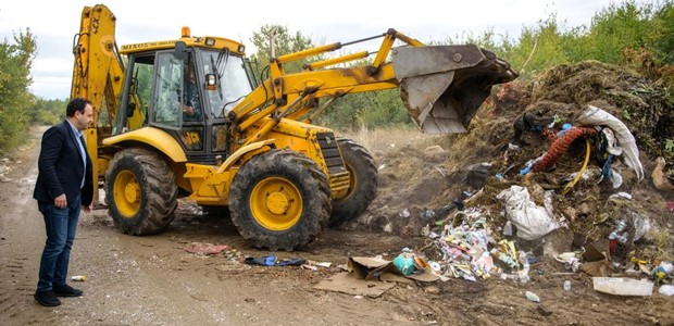 ΤΥΡΑΣ και Δήμος συνέλεξαν 49 φορτηγά απορρίμματα