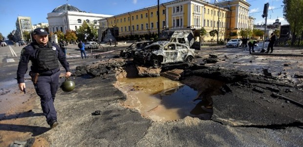 Τουλάχιστον δέκα νεκροί από τις ρωσικές επιθέσεις