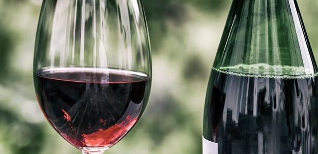 Το ένα στα δύο μπουκάλια που καταναλώνονται είναι χύμα κρασί