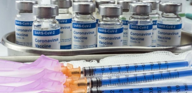 Μπουρλά: Εμβόλιο για την "Ομικρον" σε 100 μέρες αν χρειαστεί