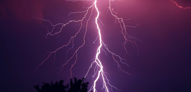 Νεκρός 26χρονος τουρίστας που χτυπήθηκε από κεραυνό