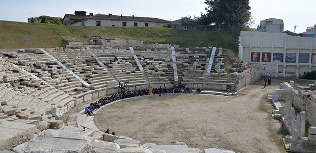 Στις 2 Σεπτεμβρίου η πρώτη παράσταση στο Αρχαίο Θέατρο 