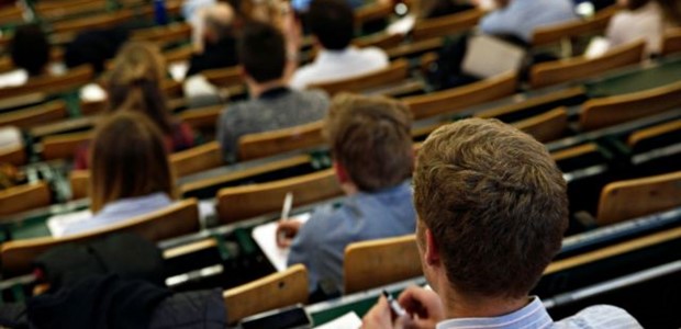 Ξεκινούν σήμερα οι αιτήσεις για τις μετεγγραφές φοιτητών 