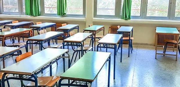 Τέσσερα σχολεία ακατάλληλα λόγω σεισμού 