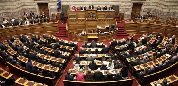 Ερχονται σκληρές κοινοβουλευτικές μάχες